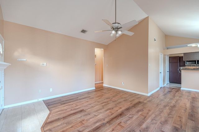 3500 Tangle Brush Drive Drive 182, The Woodlands, TX 77381