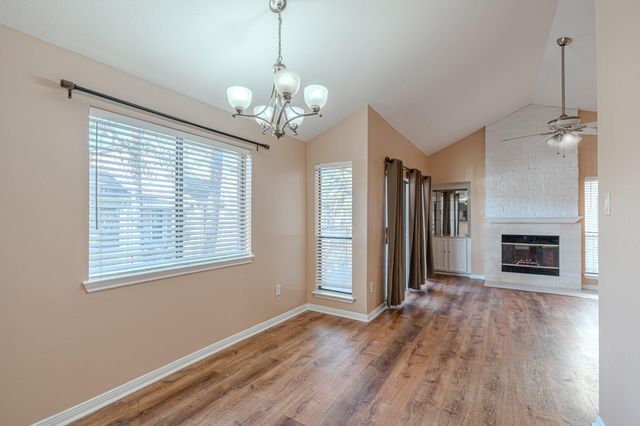 3500 Tangle Brush Drive Drive 182, The Woodlands, TX 77381