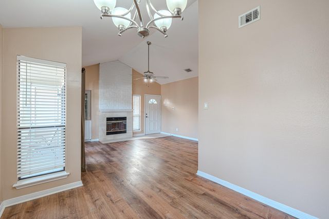 3500 Tangle Brush Drive Drive 182, The Woodlands, TX 77381