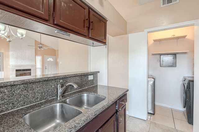 3500 Tangle Brush Drive Drive 182, The Woodlands, TX 77381