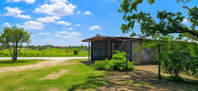 247 Rhoades Lane, Springtown, TX 76082