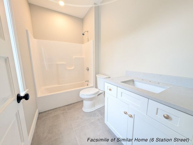 4 Station St, Kingston, MA 02364