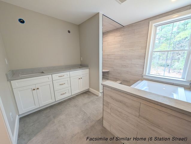 4 Station St, Kingston, MA 02364