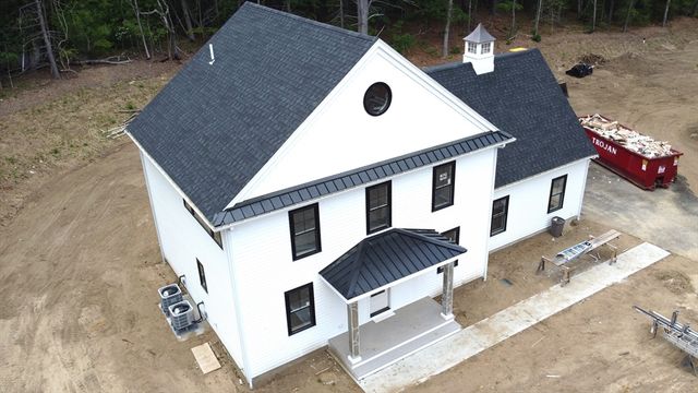 4 Station St, Kingston, MA 02364