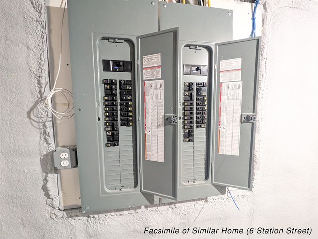 4 Station St, Kingston, MA 02364