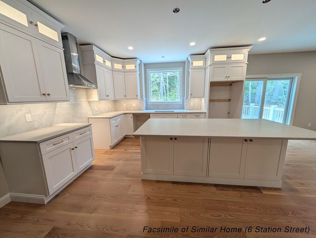 4 Station St, Kingston, MA 02364
