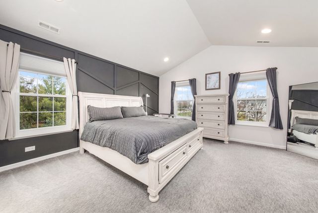 770 Lambert Lane 96-6, Bartlett, IL 60103