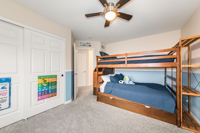 770 Lambert Lane 96-6, Bartlett, IL 60103