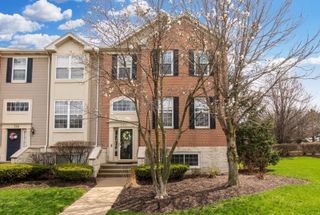 770 Lambert Lane 96-6, Bartlett, IL 60103