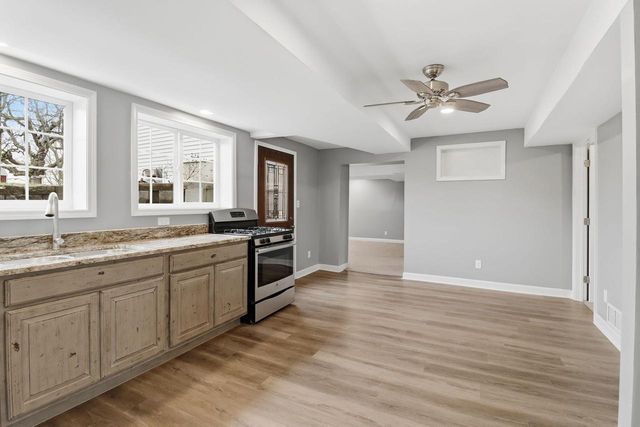 10415 22nd AVENUE, Pleasant Prairie, WI 53158