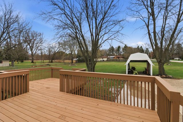 10415 22nd AVENUE, Pleasant Prairie, WI 53158
