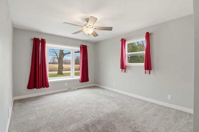 10415 22nd AVENUE, Pleasant Prairie, WI 53158