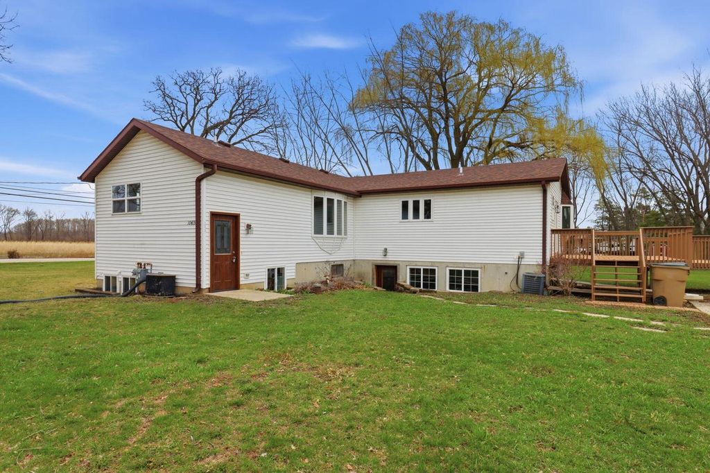 10415 22nd AVENUE, Pleasant Prairie, WI 53158