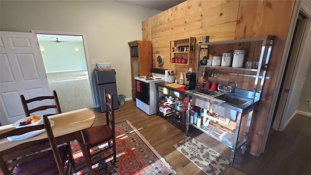 11202 Lakeside Drive, Mabank, TX 75156