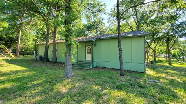 11202 Lakeside Drive, Mabank, TX 75156