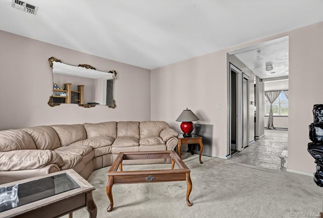 219 Admiral Lane 2219H, Bronx, NY 10473