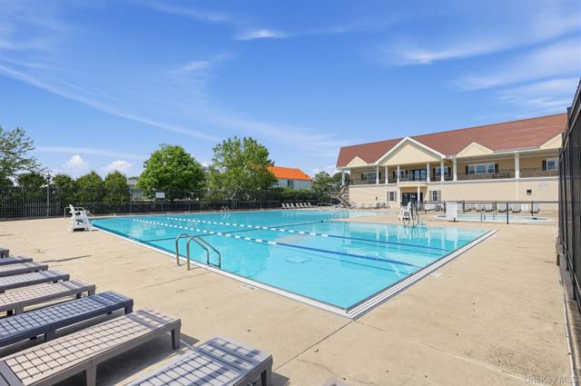 219 Admiral Lane 2219H, Bronx, NY 10473