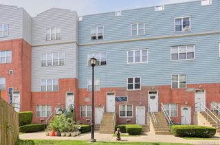 219 Admiral Lane 2219H, Bronx, NY 10473