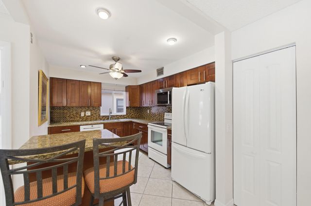 129 Piedmont C, Delray Beach, FL 33484