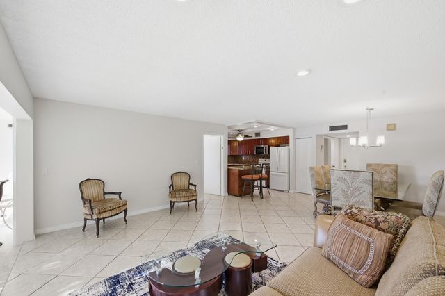 129 Piedmont C, Delray Beach, FL 33484