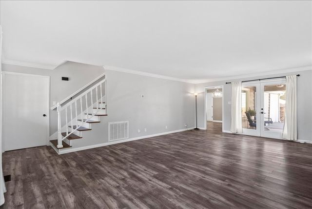 803 W Waugh Street, Dalton, GA 30720