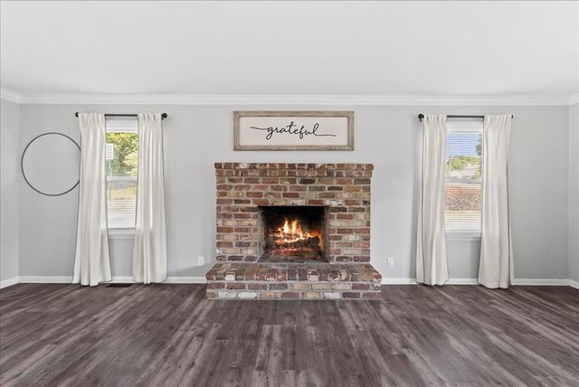 803 W Waugh Street, Dalton, GA 30720