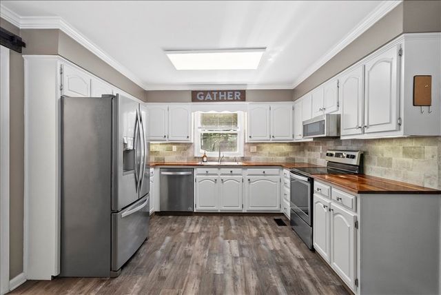 803 W Waugh Street, Dalton, GA 30720