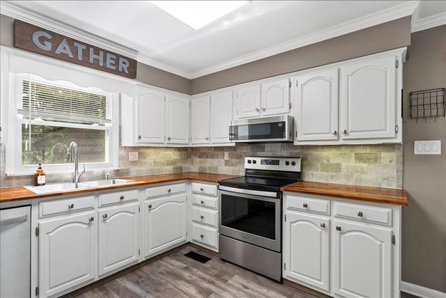 803 W Waugh Street, Dalton, GA 30720