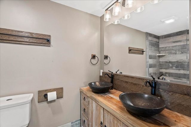 803 W Waugh Street, Dalton, GA 30720