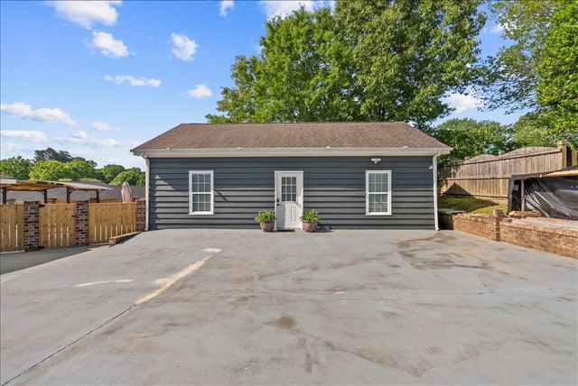803 W Waugh Street, Dalton, GA 30720