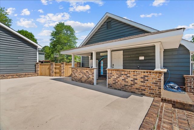 803 W Waugh Street, Dalton, GA 30720