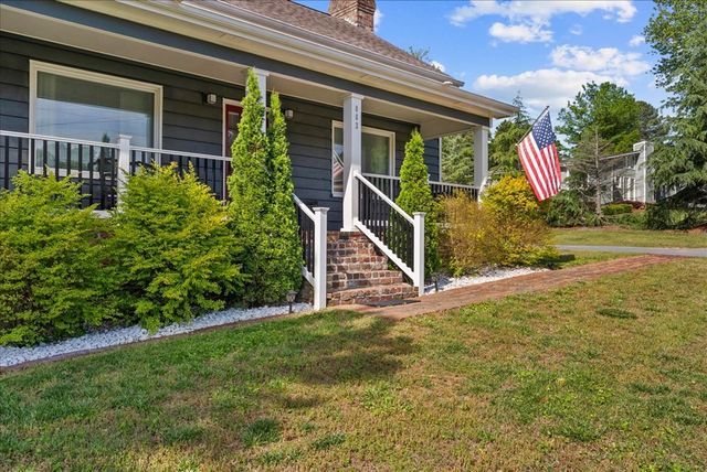803 W Waugh Street, Dalton, GA 30720