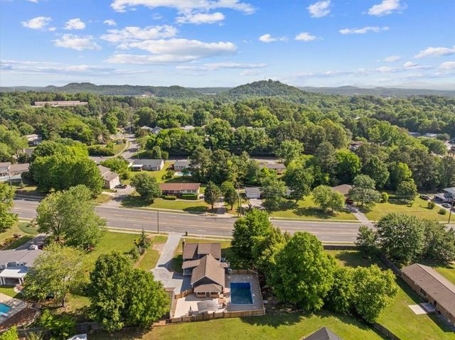 803 W Waugh Street, Dalton, GA 30720