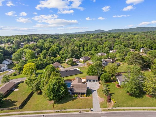 803 W Waugh Street, Dalton, GA 30720