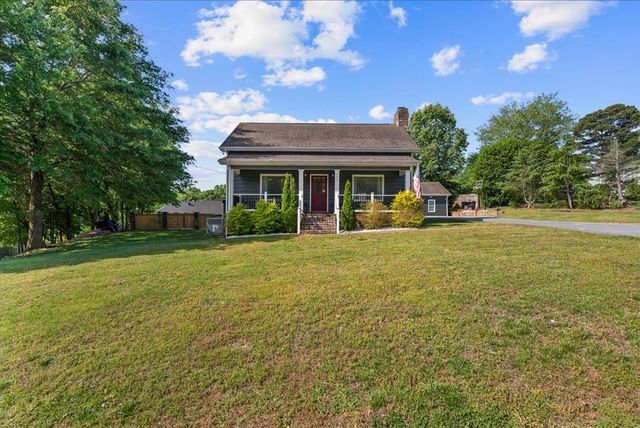 803 W Waugh Street, Dalton, GA 30720