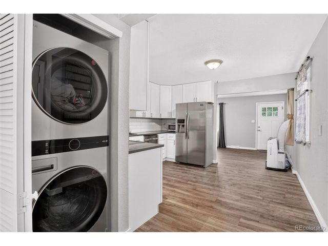 937 Kramer Ct, Aurora, CO 80010