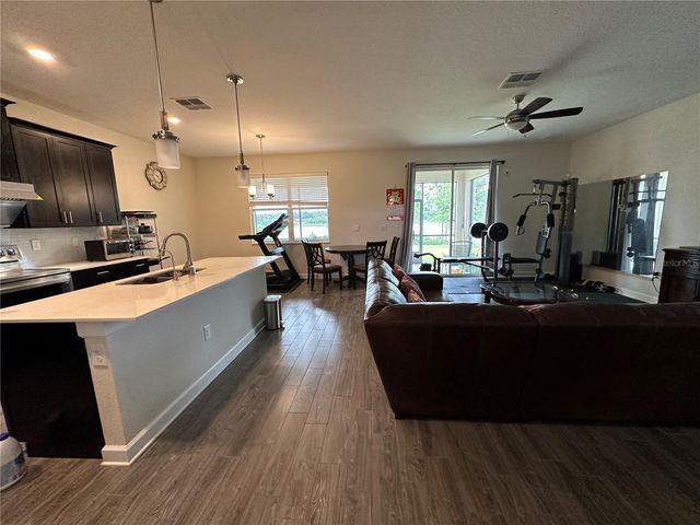 2093 LAKE SIDE AVENUE, Davenport, FL 33837