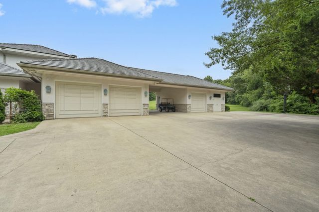318 S Farm Road 193, Springfield, MO 65809