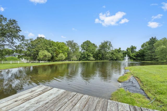 318 S Farm Road 193, Springfield, MO 65809