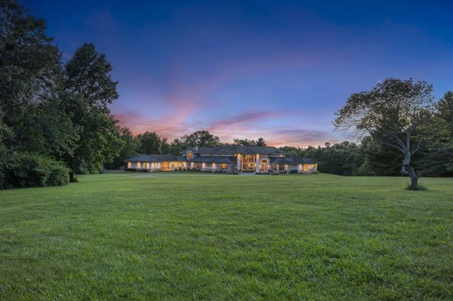 318 S Farm Road 193, Springfield, MO 65809