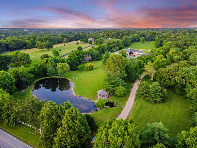 318 S Farm Road 193, Springfield, MO 65809