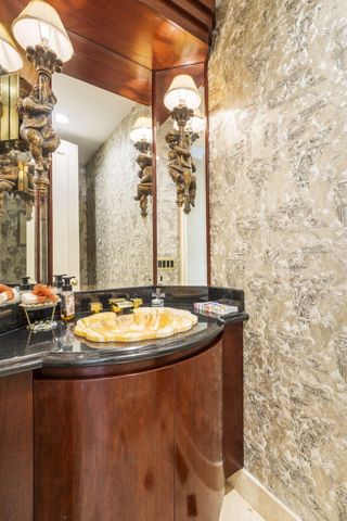 318 S Farm Road 193, Springfield, MO 65809