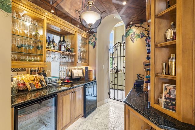 318 S Farm Road 193, Springfield, MO 65809