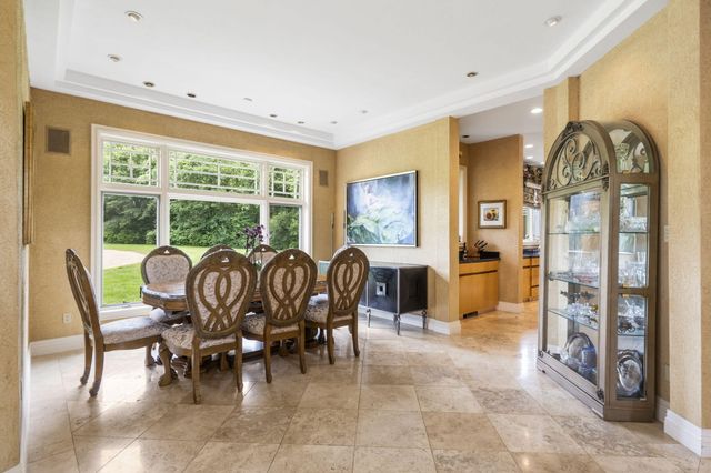 318 S Farm Road 193, Springfield, MO 65809