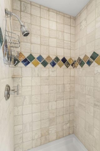 318 S Farm Road 193, Springfield, MO 65809