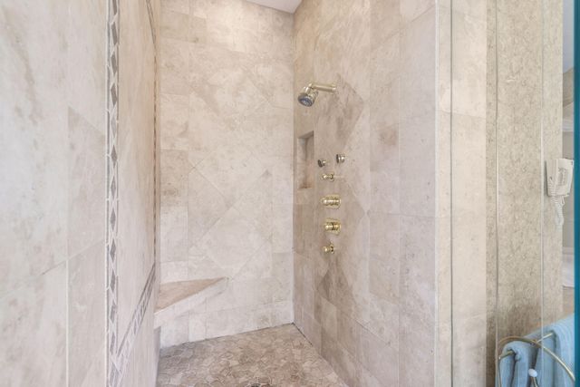 318 S Farm Road 193, Springfield, MO 65809