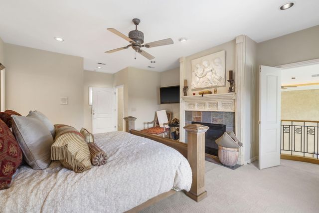 318 S Farm Road 193, Springfield, MO 65809