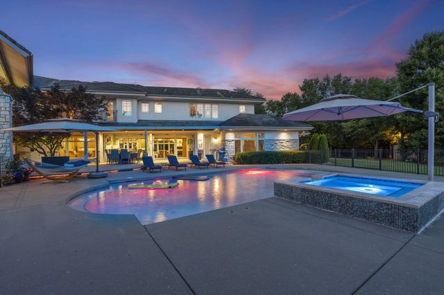 318 S Farm Road 193, Springfield, MO 65809