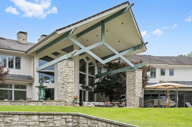 318 S Farm Road 193, Springfield, MO 65809