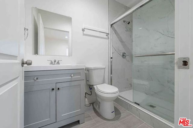 2101 S Burnside Avenue, Los Angeles, CA 90016